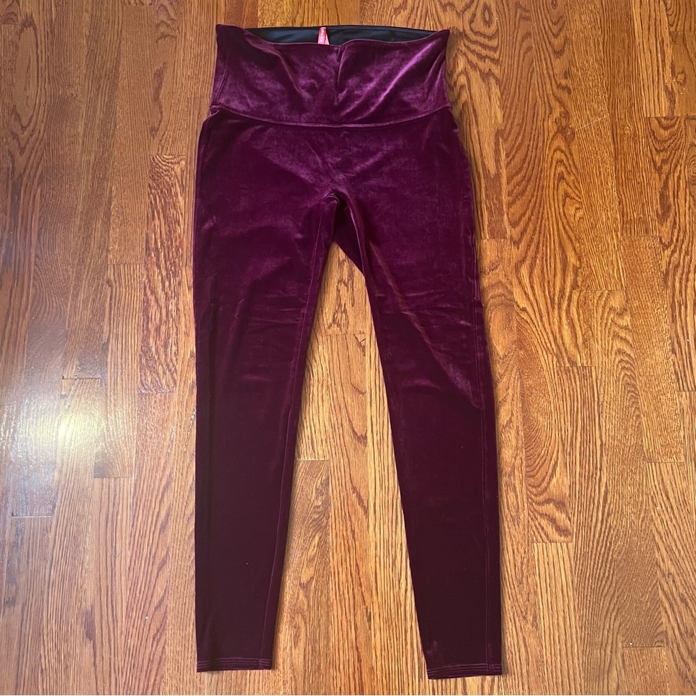 Spanx Velvet Leggings – Rich Burgundy – Size 1X - Picture 2 of 15